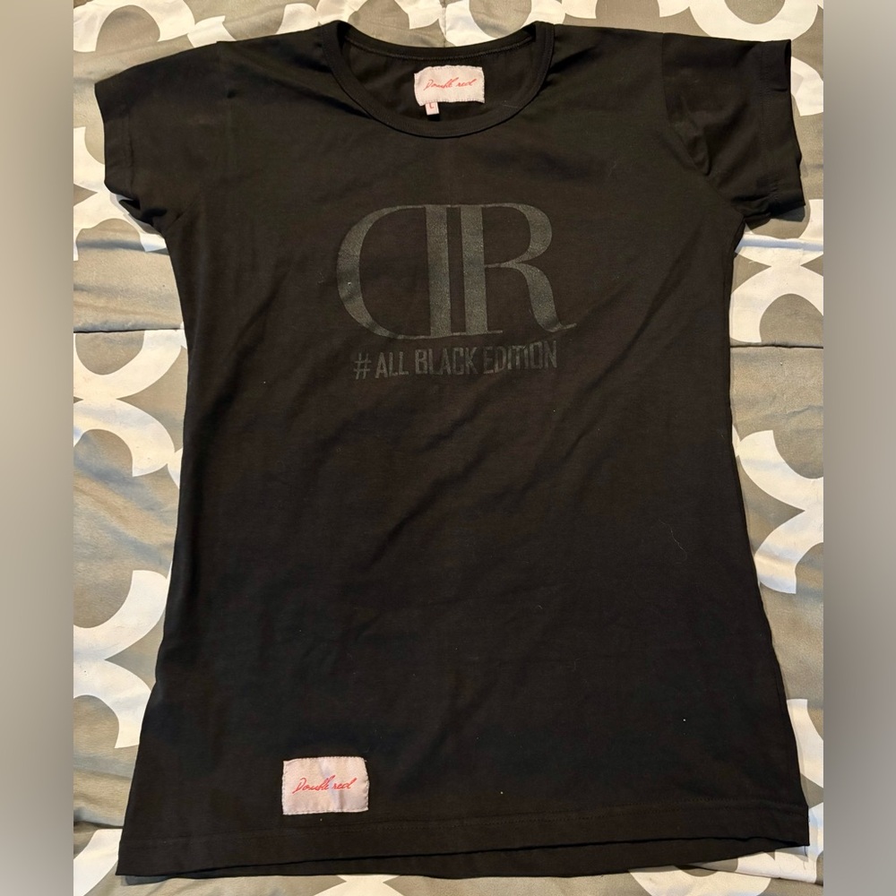 3/$30 Double Red Black Logo T-Shirt Sz L